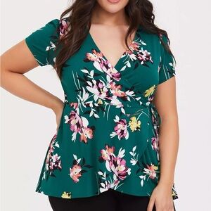 Torrid 00X Vibrant Floral Studio Knit Surplice Faux Wrap Side Tie V-Neck Top
